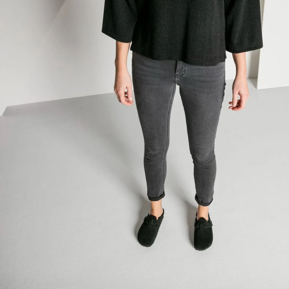 Birkenstock Boston Shearling in Black