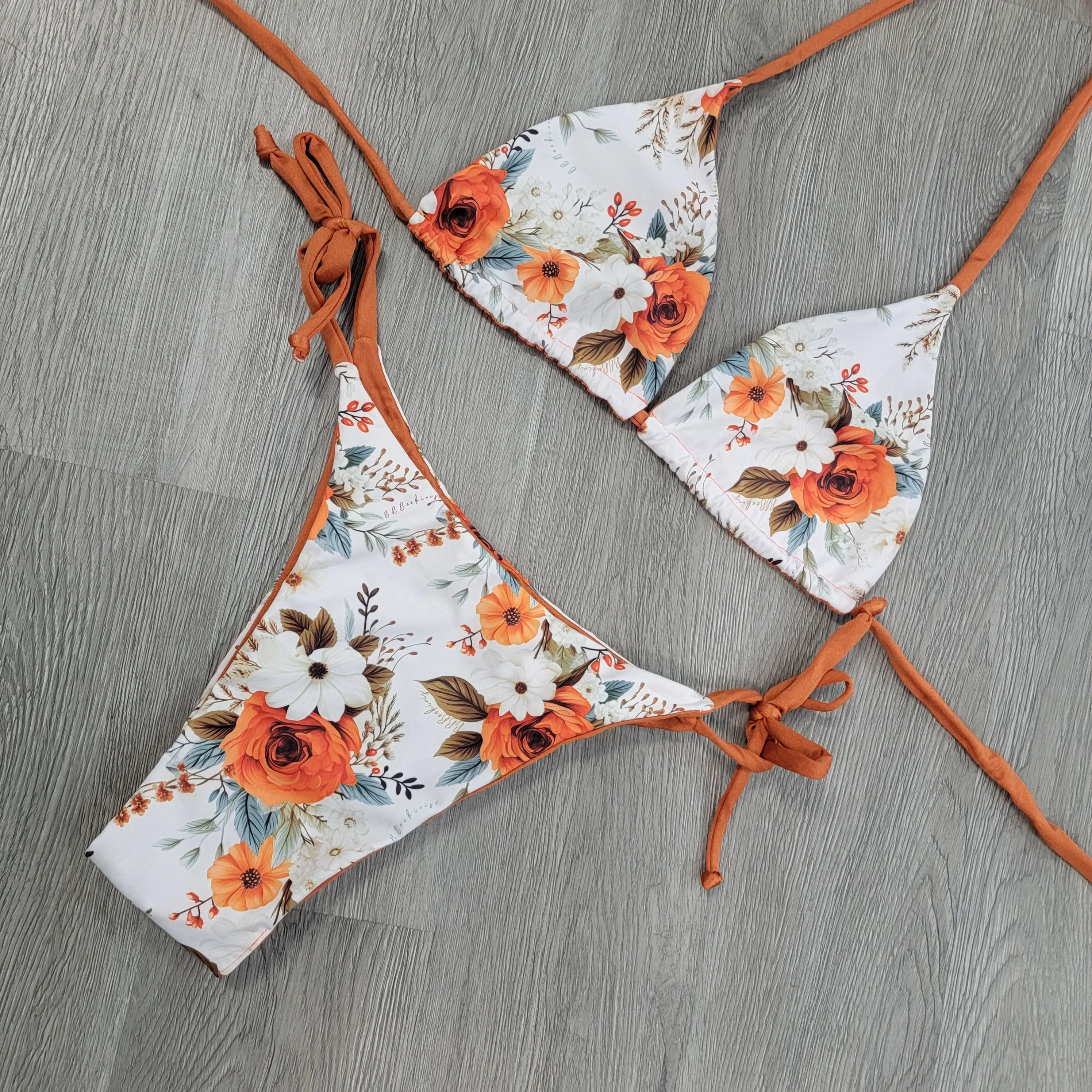 Boho Flores Triangle Top