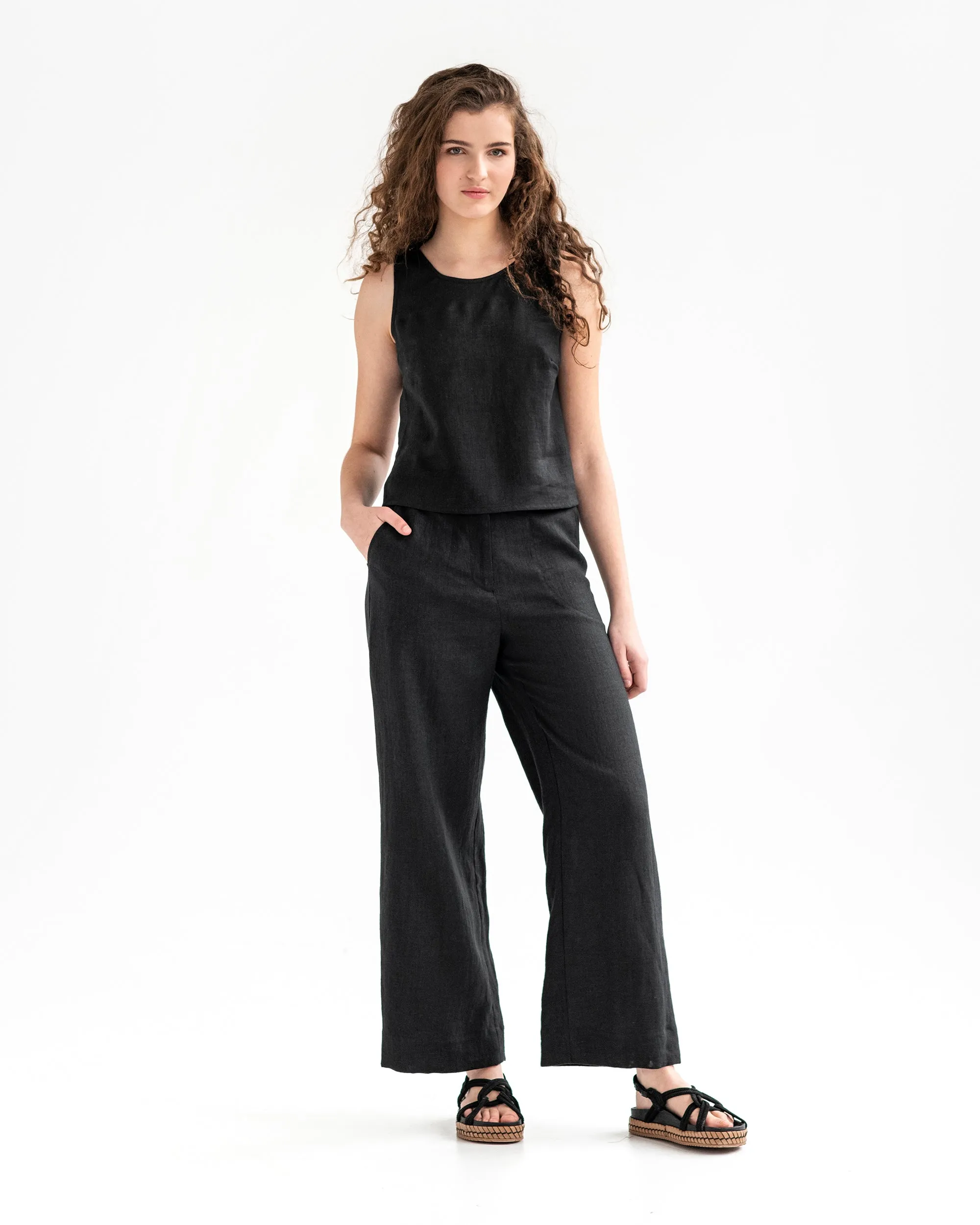 Linen crop top ITHAKA in Black