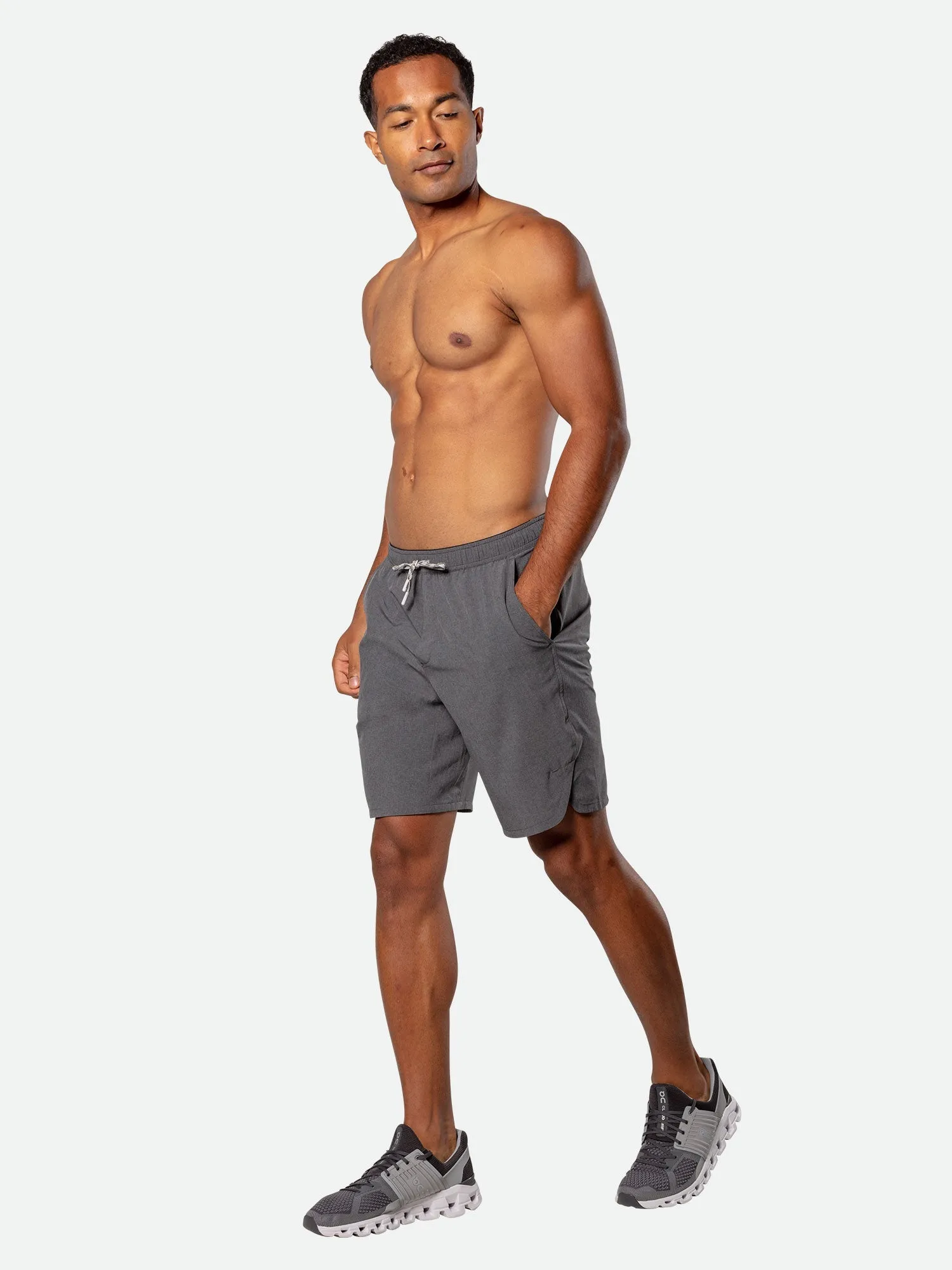 Men's Essential Unlined 9" Shorts