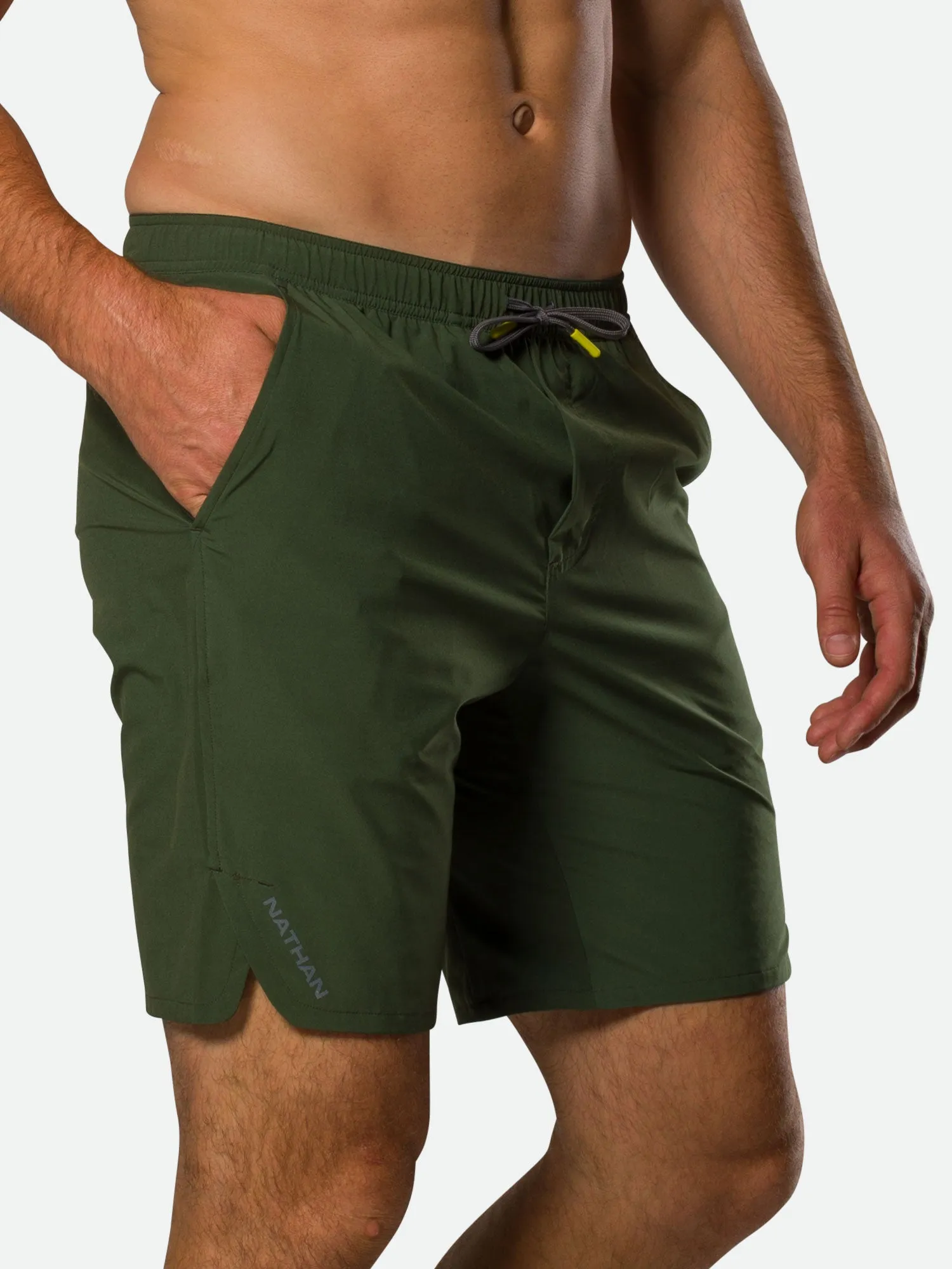 Men's Essential Unlined 9" Shorts