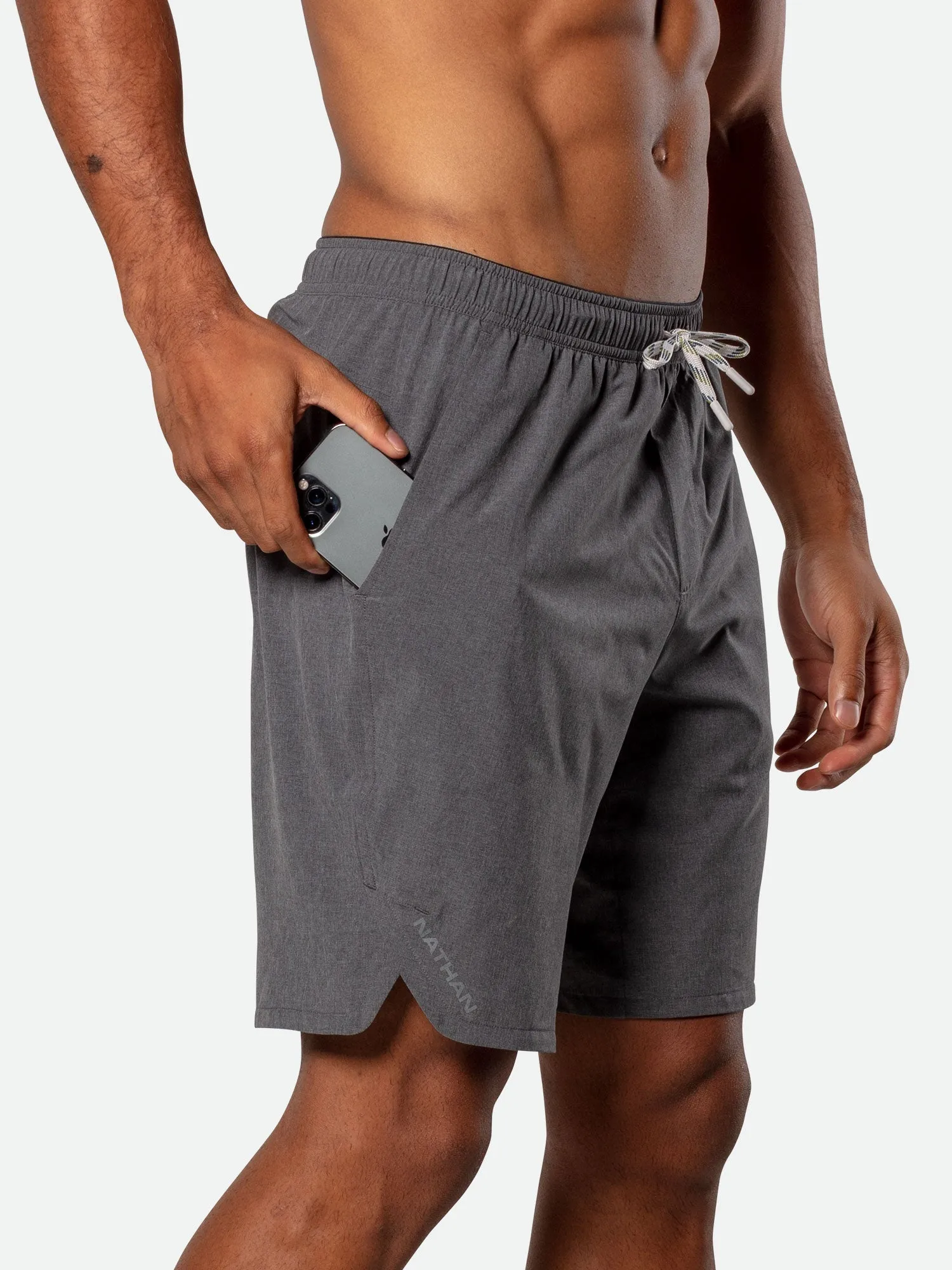 Men's Essential Unlined 9" Shorts