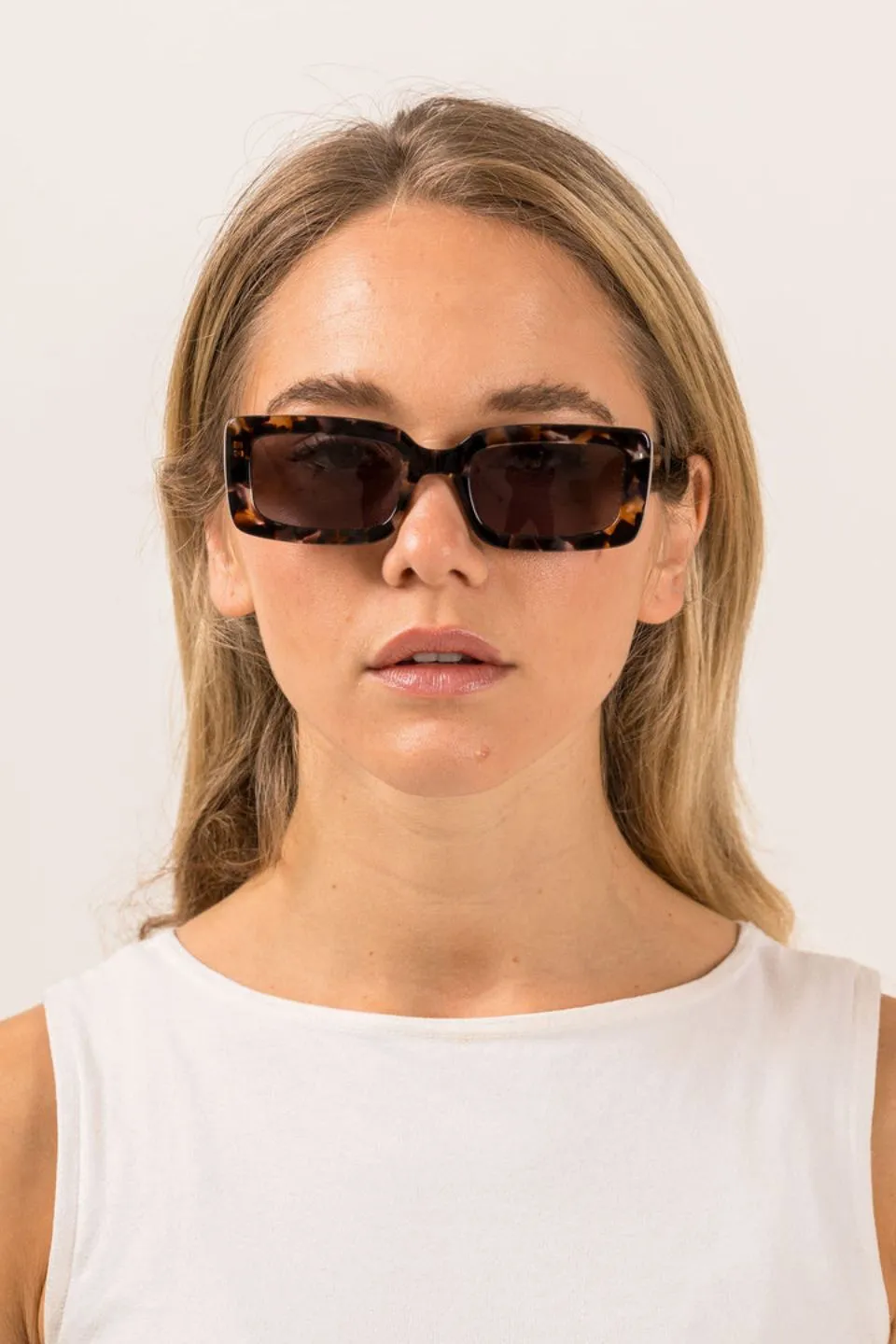 Odessa Tort Rectangular Sunglasses