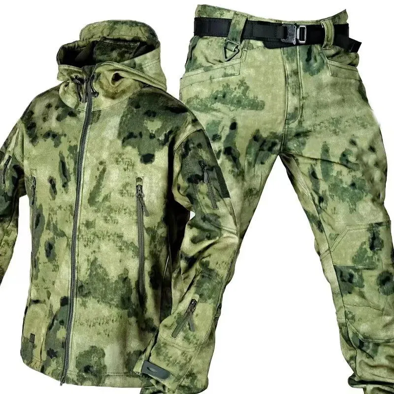 Outdoor Soft Shell Stormsuit Men's Autumn And Winter Plush Warm Coat Mountaineering Waterproof And Windproof Ski Cycling Suit
