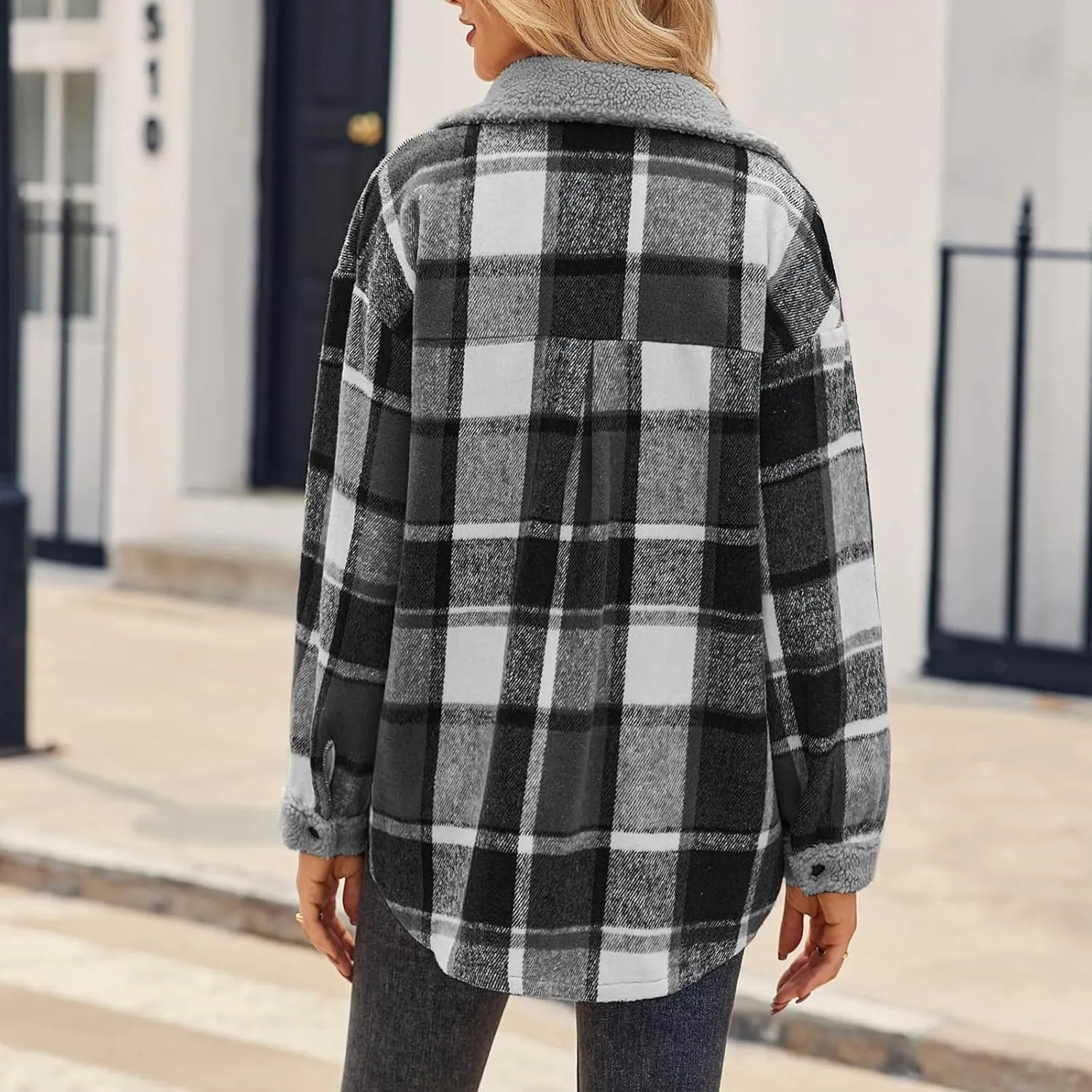 Women Fleece Jackets Casual Flannel Plaid Shacket Button Down Lapel Collared Sherpa Jackets with Pockets Fall Coat